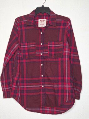 Mossimo Supply Co. Plaid Boyfriend Fit Long Sleeve Button Down Shirt
